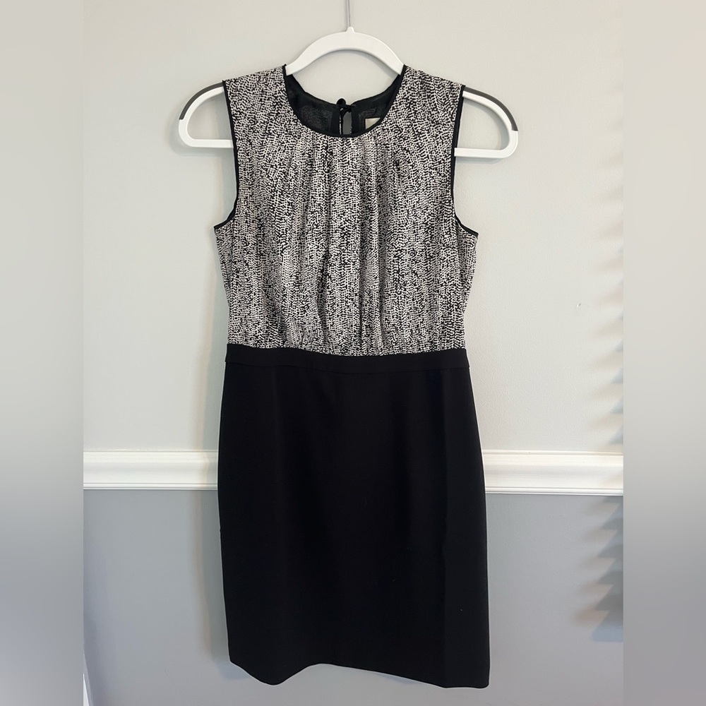 Ann Taylor LOFT Black Sleeveless Sheath Dress